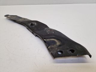 bontott VW GOLF VI Bal Sárvédő Oldaltartó