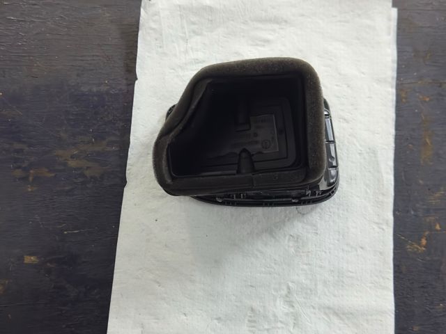 bontott VW GOLF VI Bal Szellőző