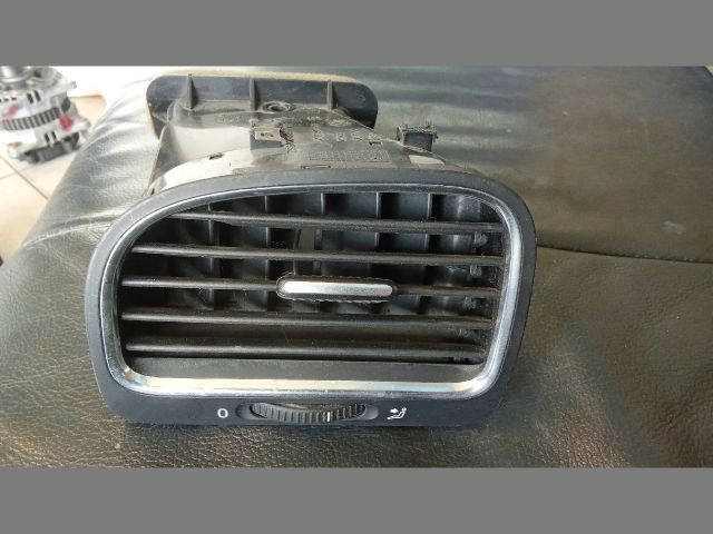 bontott VW GOLF VI Bal Szellőző