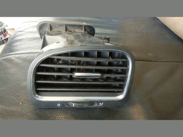 bontott VW GOLF VI Bal Szellőző