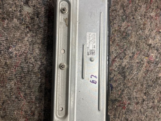 bontott VW GOLF VI Bal Térdlégzsák