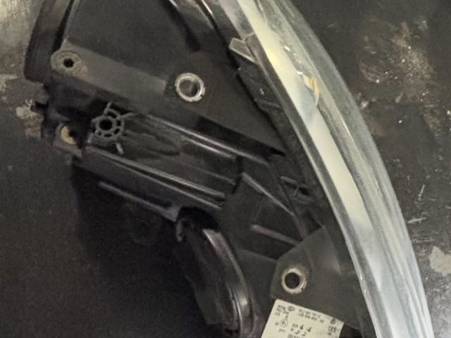 bontott VW GOLF VI Bal Xenon Fényszóró