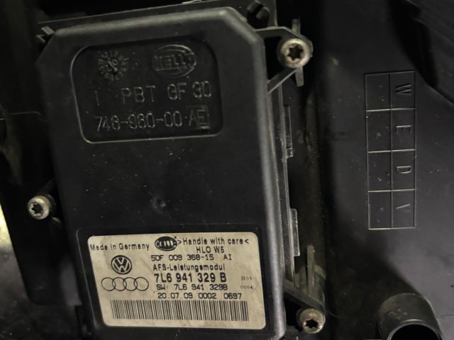 bontott VW GOLF VI Bal Xenon Fényszóró