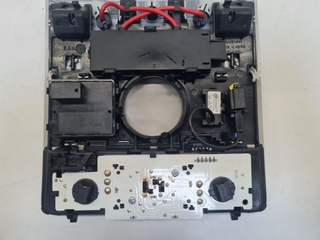 bontott VW GOLF VI Beltér Világítás Első