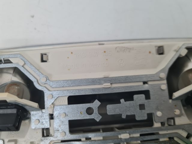 bontott VW GOLF VI Beltér Világítás Első