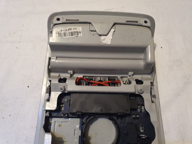 bontott VW GOLF VI Beltér Világítás Első