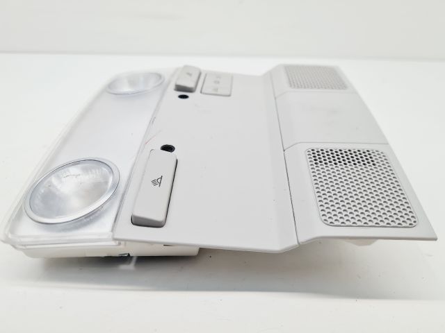 bontott VW GOLF VI Beltér Világítás Első