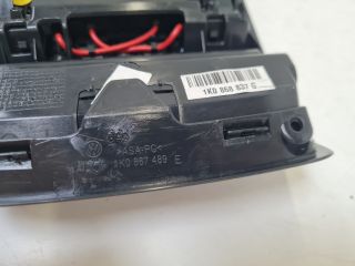 bontott VW GOLF VI Beltér Világítás Első