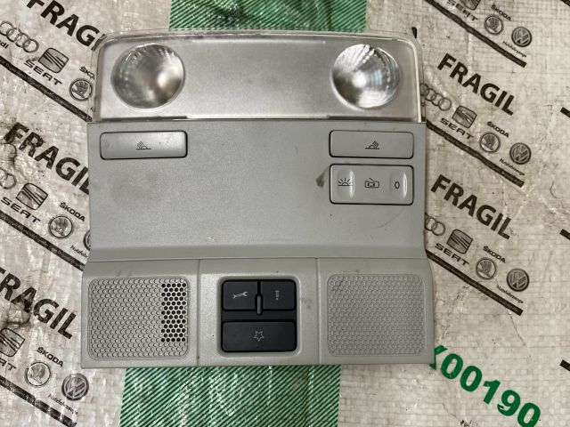 bontott VW GOLF VI Beltér Világítás Első