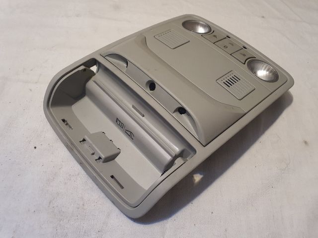 bontott VW GOLF VI Beltér Világítás Első