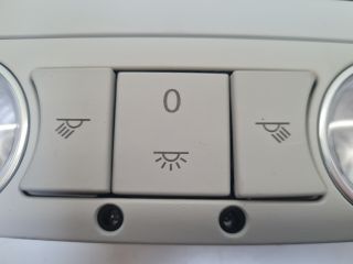 bontott VW GOLF VI Beltér Világítás Első