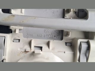 bontott VW GOLF VI Beltér Világítás Első