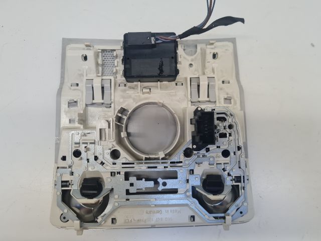 bontott VW GOLF VI Beltér Világítás Első