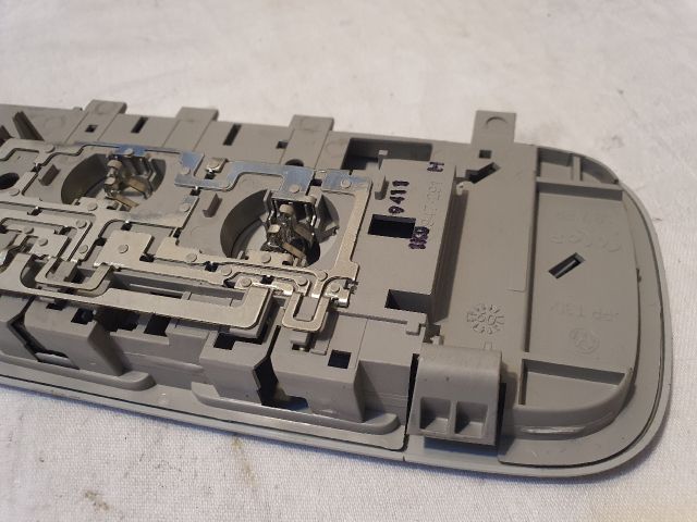 bontott VW GOLF VI Beltér Világítás Hátsó