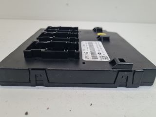 bontott VW GOLF VI Biztosítéktábla Utastér