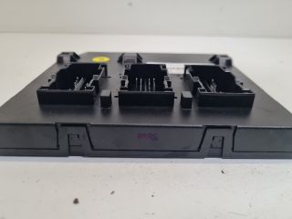 bontott VW GOLF VI Biztosítéktábla Utastér