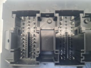 bontott VW GOLF VI Biztosítéktábla Utastér