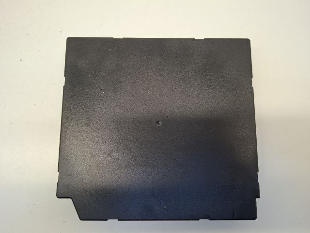 bontott VW GOLF VI Biztosítéktábla Utastér