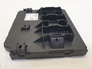 bontott VW GOLF VI Biztosítéktábla Utastér