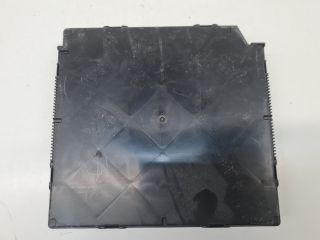 bontott VW GOLF VI Biztosítéktábla Utastér