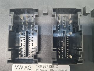 bontott VW GOLF VI Biztosítéktábla Utastér