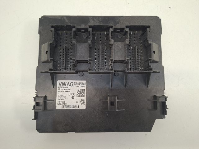 bontott VW GOLF VI Biztosítéktábla Utastér