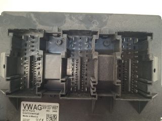 bontott VW GOLF VI Biztosítéktábla Utastér