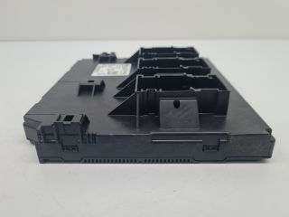 bontott VW GOLF VI Biztosítéktábla Utastér