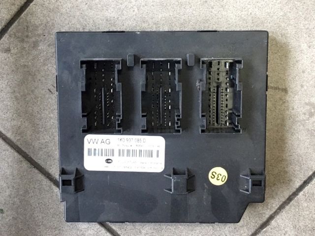 bontott VW GOLF VI Biztosítéktábla Utastér