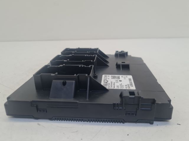 bontott VW GOLF VI Biztosítéktábla Utastér