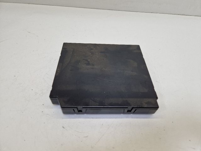 bontott VW GOLF VI Biztosítéktábla Utastér