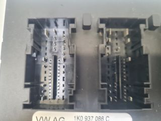 bontott VW GOLF VI Biztosítéktábla Utastér