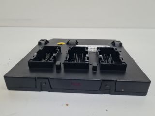 bontott VW GOLF VI Biztosítéktábla Utastér