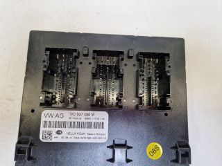 bontott VW GOLF VI Biztosítéktábla Utastér