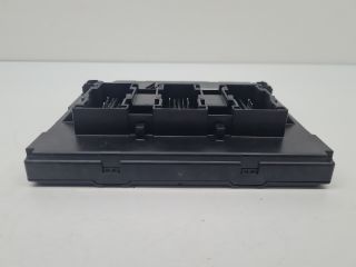 bontott VW GOLF VI Biztosítéktábla Utastér