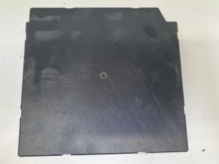 bontott VW GOLF VI Biztosítéktábla Utastér