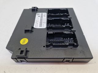 bontott VW GOLF VI Biztosítéktábla Utastér