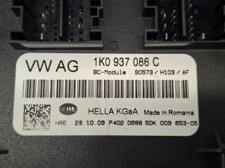 bontott VW GOLF VI Biztosítéktábla Utastér