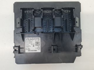 bontott VW GOLF VI Biztosítéktábla Utastér