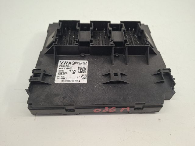 bontott VW GOLF VI Biztosítéktábla Utastér