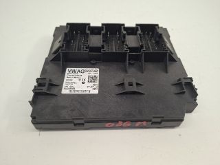 bontott VW GOLF VI Biztosítéktábla Utastér