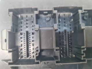 bontott VW GOLF VI Biztosítéktábla Utastér