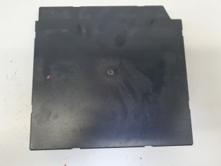 bontott VW GOLF VI Biztosítéktábla Utastér