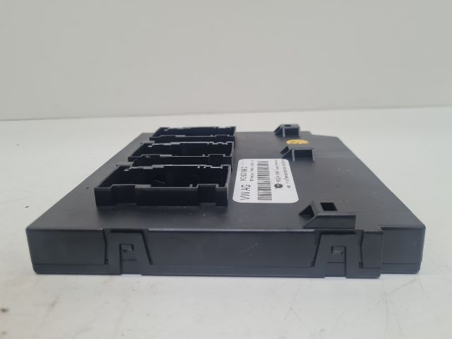 bontott VW GOLF VI Biztosítéktábla Utastér