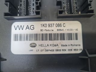 bontott VW GOLF VI Biztosítéktábla Utastér