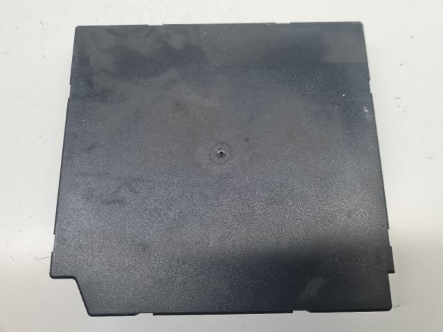 bontott VW GOLF VI Biztosítéktábla Utastér