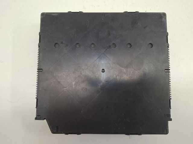 bontott VW GOLF VI Biztosítéktábla Utastér