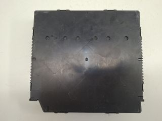 bontott VW GOLF VI Biztosítéktábla Utastér