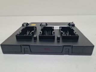 bontott VW GOLF VI Biztosítéktábla Utastér