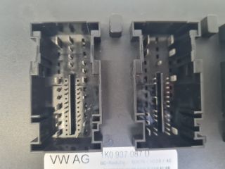 bontott VW GOLF VI Biztosítéktábla Utastér